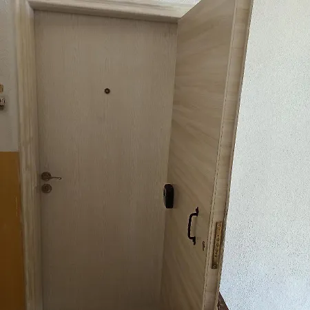 арена 5+1 човека Apartamento *